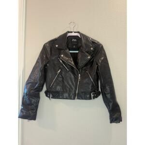 Zara Women's Faux Leather Black Moto Biker Jacket Sz S Cropped Fit Zip Closure